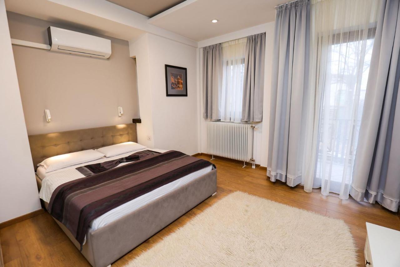 Bujtina Oxhaku Hotel Korce Luaran gambar